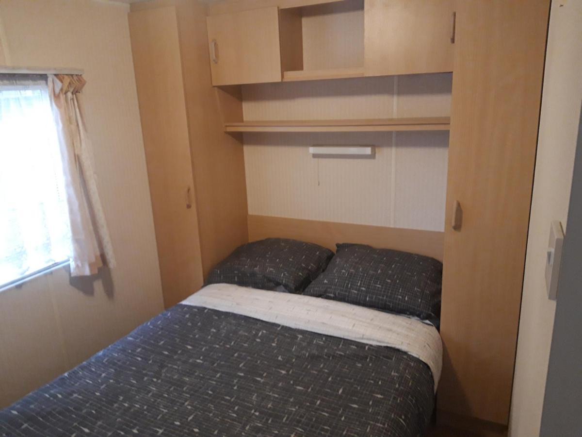 Mulder'S Vakantiehuis, Jaarplaats 108 Op Recreatiepark De Tien Heugten 슌로 외부 사진