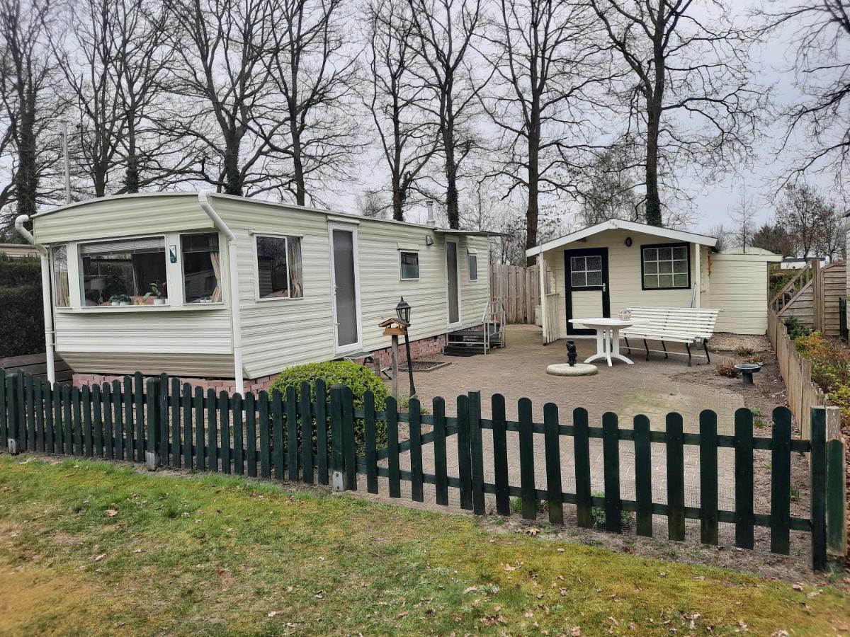 Mulder'S Vakantiehuis, Jaarplaats 108 Op Recreatiepark De Tien Heugten 슌로 외부 사진